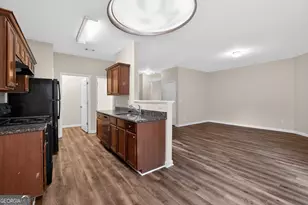 6361 Shadow Square, Lithonia, GA 30058 - Photo 9