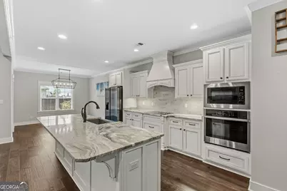 228 Perth Court, Warner Robins, GA 31088 - Photo 9