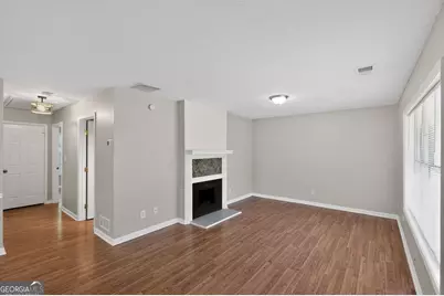4947 Farmstead Court NE, Woodstock, GA 30188 - Photo 7