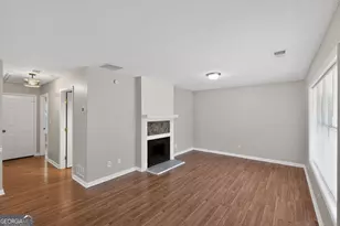 4947 Farmstead Ct NE, Woodstock, GA 30188 - Photo 7