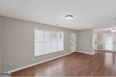 4947 Farmstead Court NE, Woodstock, GA 30188 - Photo 5