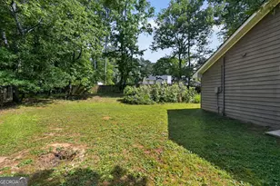 4312 Derbyshire Trce SE, Conyers, GA 30094 - Photo 3