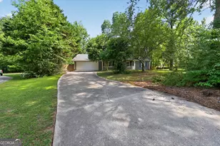 4312 Derbyshire Trce SE, Conyers, GA 30094 - Photo 7