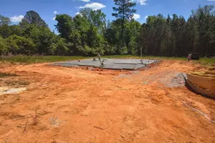 957 Thrash Rd, Lagrange, GA 30241 - Photo 1