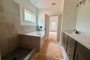961 Thrash Rd, Lagrange, GA 30241 - Photo 13