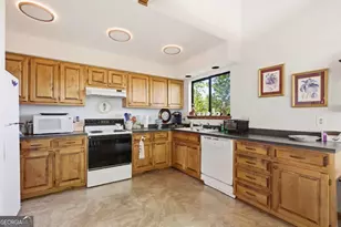 860 Frog Pond Rd, Hiawassee, GA 30546 - Photo 11