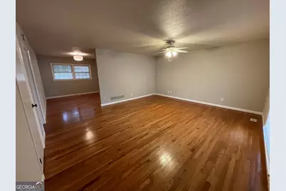 2902 Highbrook Court, Marietta, GA 30066 - Photo 9