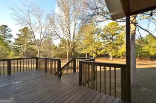 239 Trent Dr, Eastman, GA 31023 - Photo 9