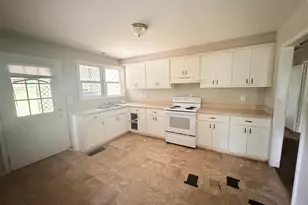 731 Hillcrest Dr, Thomson, GA 30824 - Photo 5