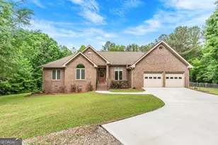 1370 Deerwood Dr, Madison, GA 30650 - Photo 1