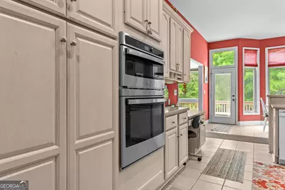 1370 Deerwood Drive, Madison, GA 30650 - Photo 17