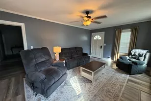 225 Gordon St, Thomson, GA 30824 - Photo 7