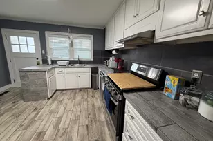 225 Gordon St, Thomson, GA 30824 - Photo 9