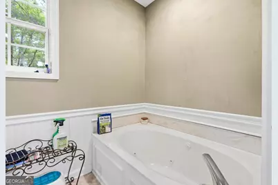 1010 Holmes Drive, White Plains, GA 30678 - Photo 11