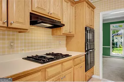 2010 Milfield Circle, Snellville, GA 30078 - Photo 17