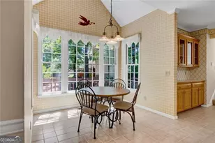 2010 Milfield Cir, Snellville, GA 30078 - Photo 11