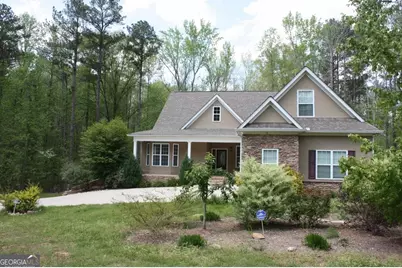 207 Lakeview Court, Lagrange, GA 30240 - Photo 1