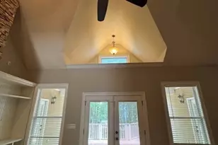 207 Lakeview Ct, Lagrange, GA 30240 - Photo 3