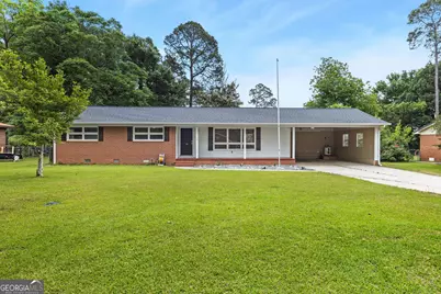 820 Glenwood Avenue, Perry, GA 31069 - Photo 1