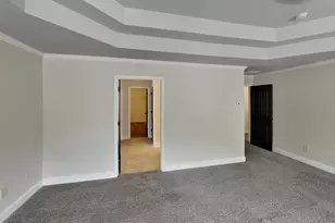 553 Cherry Creek Dr, Loganville, GA 30052 - Photo 9