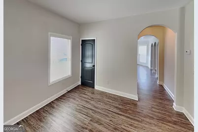 553 Cherry Creek Drive, Loganville, GA 30052 - Photo 7