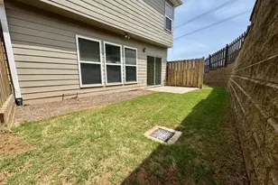 1598 Gardner Park Dr, Lawrenceville, GA 30043 - Photo 3