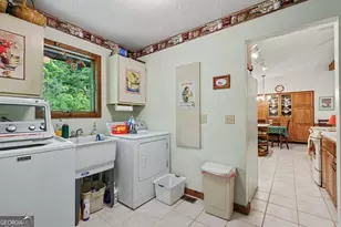 24 Taylor Valley Rd, Clayton, GA 30525 - Photo 17