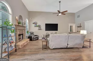 138 Magnolia Pl Dr, Senoia, GA 30276 - Photo 17