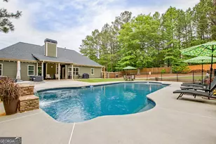 138 Magnolia Pl Dr, Senoia, GA 30276 - Photo 3