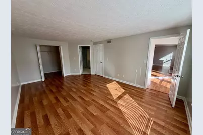 4267 Parkview Court, Stone Mountain, GA 30083 - Photo 9