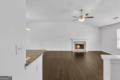2126 Crown Park Drive, Winder, GA 30680 - Photo 7
