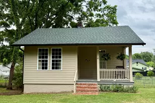 45 NE 4th St, Shannon, GA 30172 - Photo 1