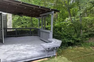 1672 Grist Mill Dr, Marietta, GA 30062 - Photo 13