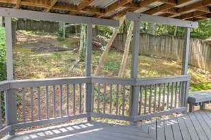1672 Grist Mill Dr, Marietta, GA 30062 - Photo 11