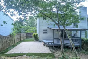 1672 Grist Mill Dr, Marietta, GA 30062 - Photo 15