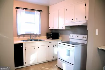 403 Mary Lane, Warner Robins, GA 31088 - Photo 3