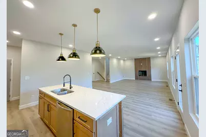 5719 Calm Valley Point, Flowery Branch, GA 30542 - Photo 9