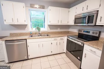 180 Beverly Park Court, Newnan, GA 30263 - Photo 17