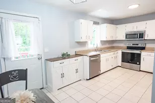 180 Beverly Park Ct, Newnan, GA 30263 - Photo 13