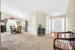 537 Vickers Ln, Locust Grove, GA 30248 - Photo 5