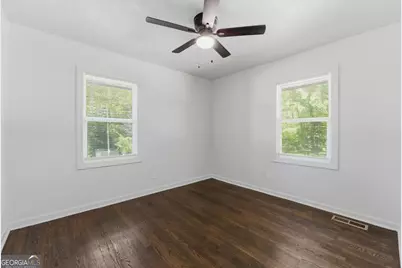 758 Dennis Drive, Forest Park, GA 30297 - Photo 15