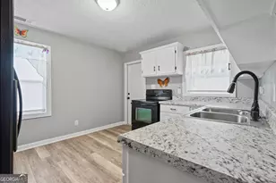 423 Camellia Cir, Warner Robins, GA 31093 - Photo 9