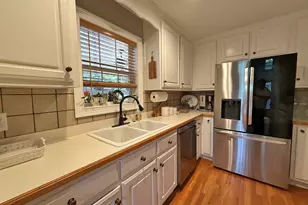 303 Cherrwood Dr, Westminster, SC 29693 - Photo 3