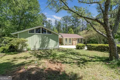 110 Lake Terrace Court, Carrollton, GA 30117 - Photo 5