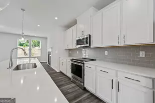 2688 Creekview Terrace NW, Atlanta, GA 30318 - Photo 5