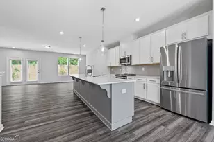 2688 Creekview Terrace NW, Atlanta, GA 30318 - Photo 7