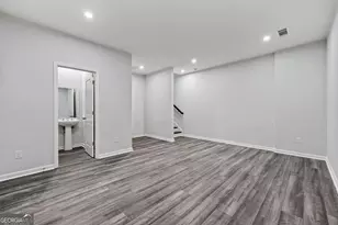 2688 Creekview Terrace NW, Atlanta, GA 30318 - Photo 13