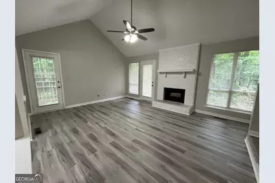 1002 Kathleen Court, Roswell, GA 30075 - Photo 3