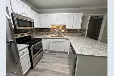 1002 Kathleen Court, Roswell, GA 30075 - Photo 7