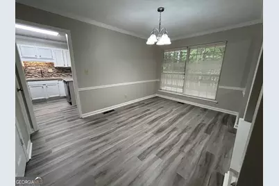 1002 Kathleen Court, Roswell, GA 30075 - Photo 5